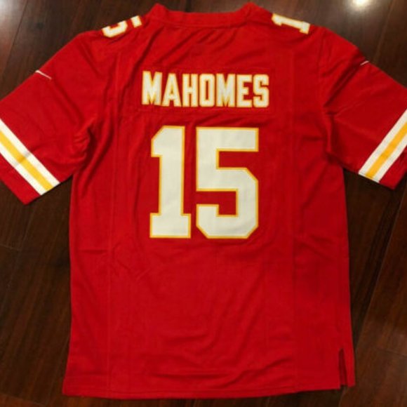Youth Patrick Mahomes #15 Stitched RED Unsigned Jersey - Picture 3 of 3
